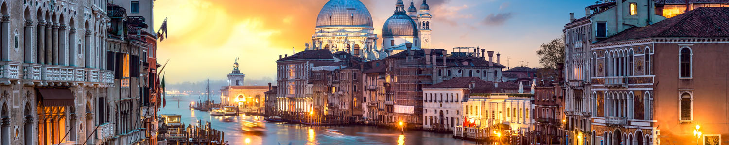 Szene einer italienischen Stadt als Symbolbild für Expressversand nach Italien